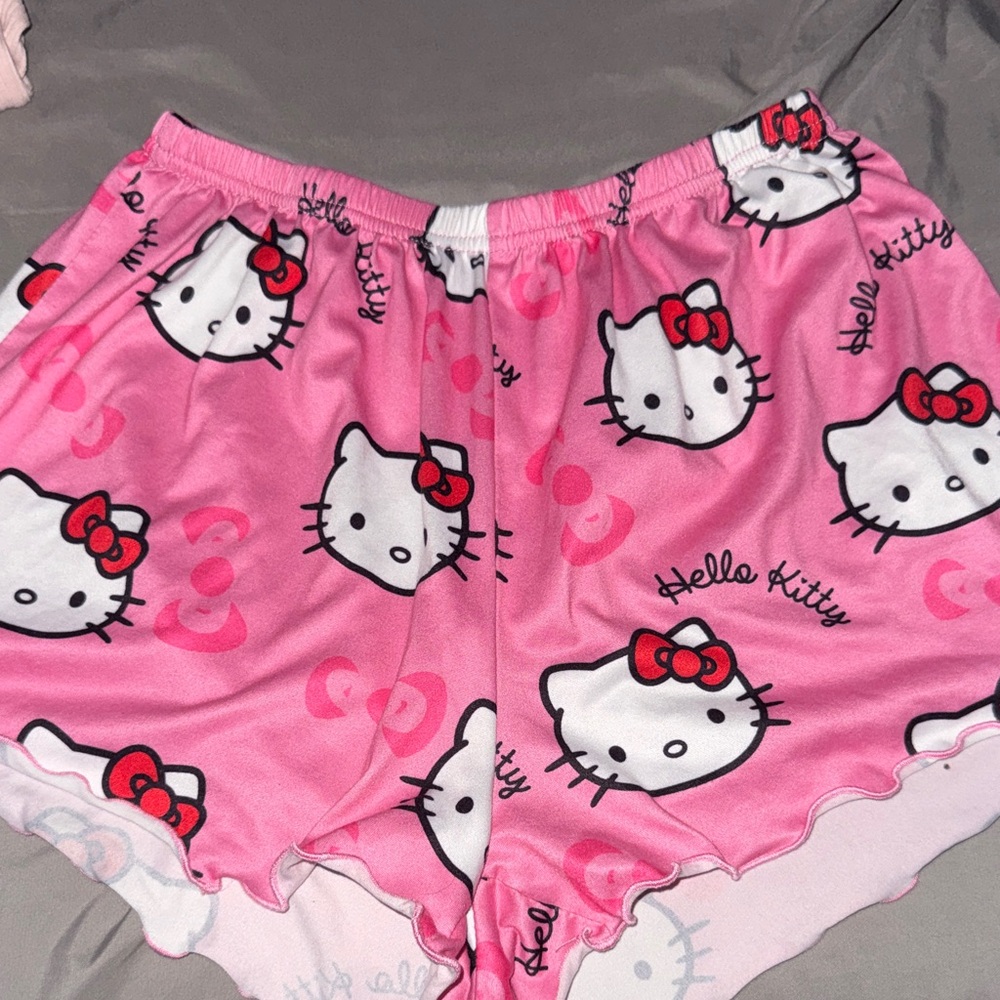 Hello Kitty Pink Patterned Kids Shorts